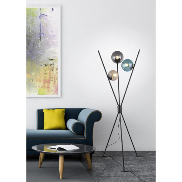 Vloerlamp Trio Leuchten Lance zwart