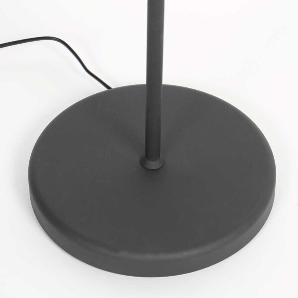 Zwarte vloerlamp industieel met rotan lampenkap Mexlite Bella - Image 8