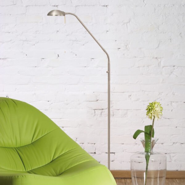 Minimalistische verstelbare staande leeslamp staal Mexlite Biron - Image 2