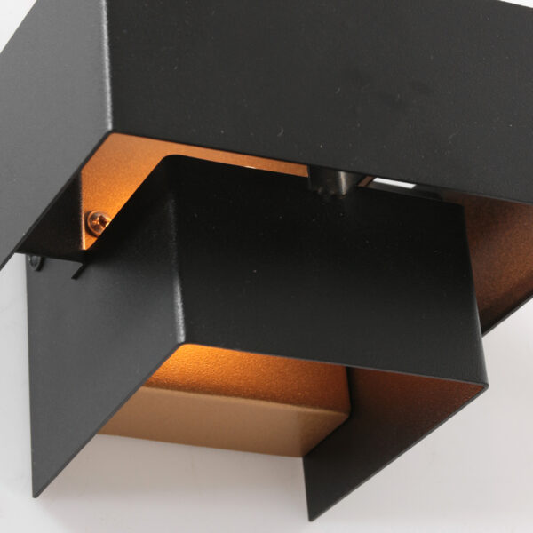Steinhauer Muro wandlamp - 2700K - 300L - 3W - 12,5 cm diep - met gouden binnenzijde - zwart - Image 4