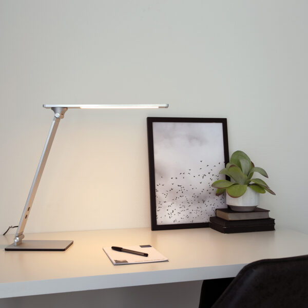 Steinhauer Serenade bureaulamp - draai- en kantelbaar - dimbaar - LED - staal - Image 3
