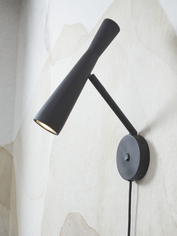 Zwarte metalen retro wandlamp It's About RoMi Bordeaux - Image 4