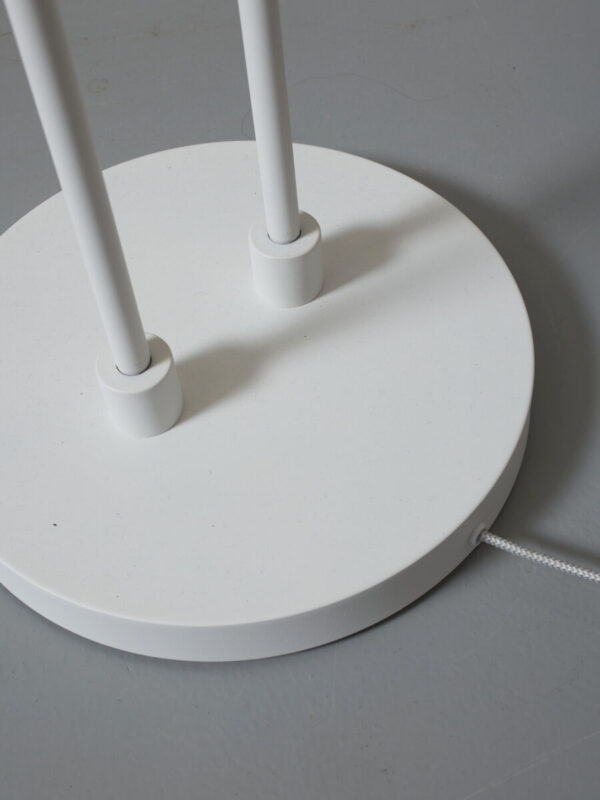 Witte retro metalen vloerlamp It's About RoMi Havana - Image 6
