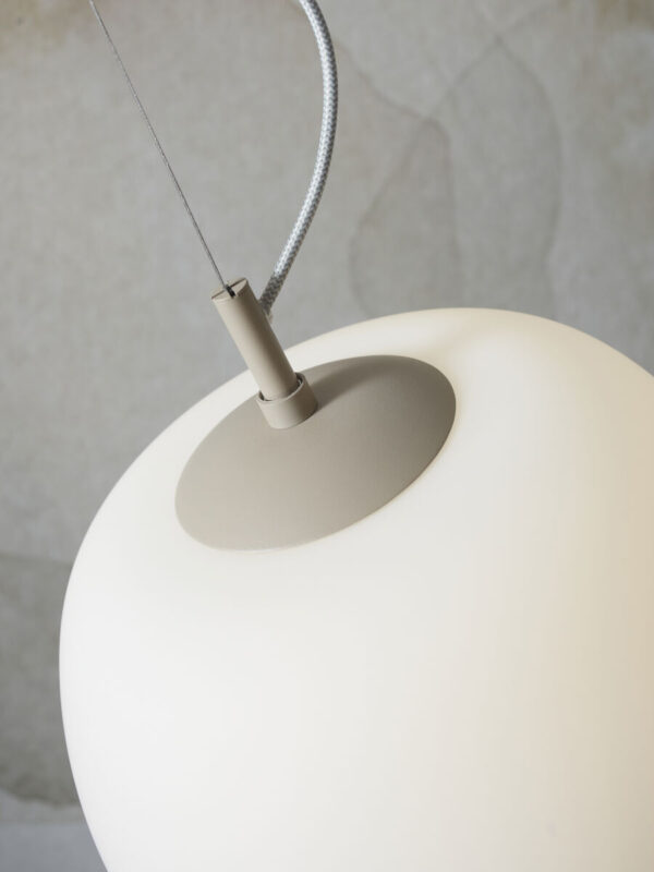 Glazen ronde witte Scandinavische hanglamp It's About RoMi Sapporo - Image 6