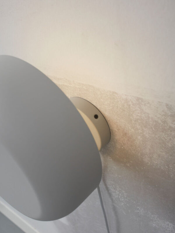 Grijze ronde retro wandlamp It's About RoMi Porto - Image 6