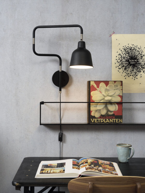 Kronkelige zwarte wandlamp verstelbaar It's About RoMi London - Image 4