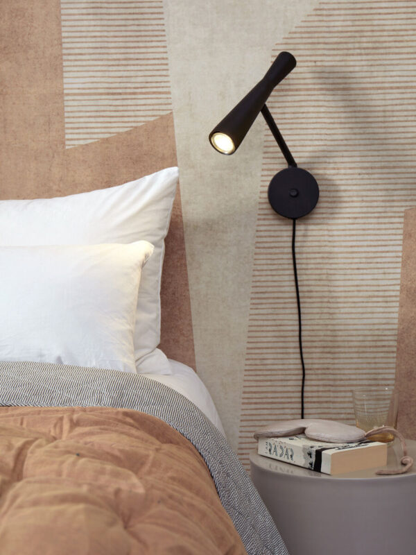 Zwarte metalen retro wandlamp It's About RoMi Bordeaux - Image 9