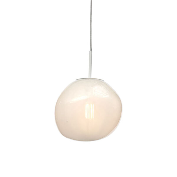Witte glazen hanglamp metaal modern It's About RoMi Helsinki