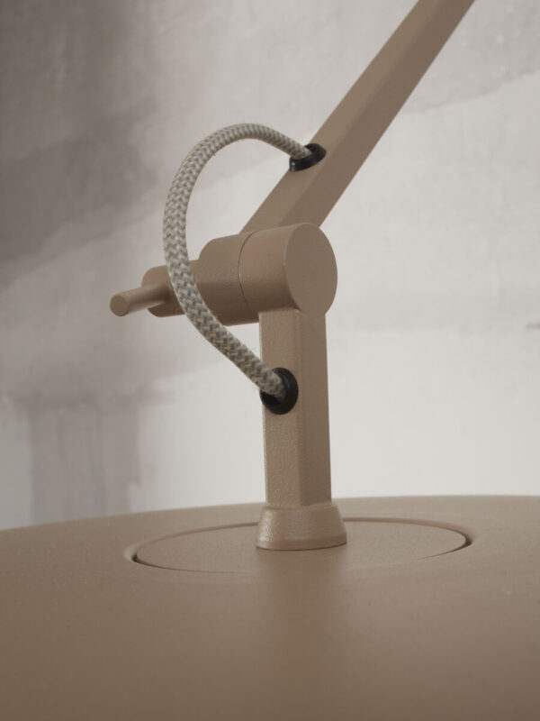 Grijze retro wandlamp metaal It's About RoMi Marseille - Image 4