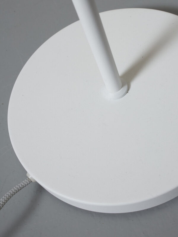Wit-metalen ronde retro vloerlamp It's About RoMi Porto - Image 7