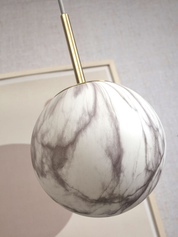 Goudkleurige hanglamp dessinbol groot It's About RoMi Carrara - Image 4