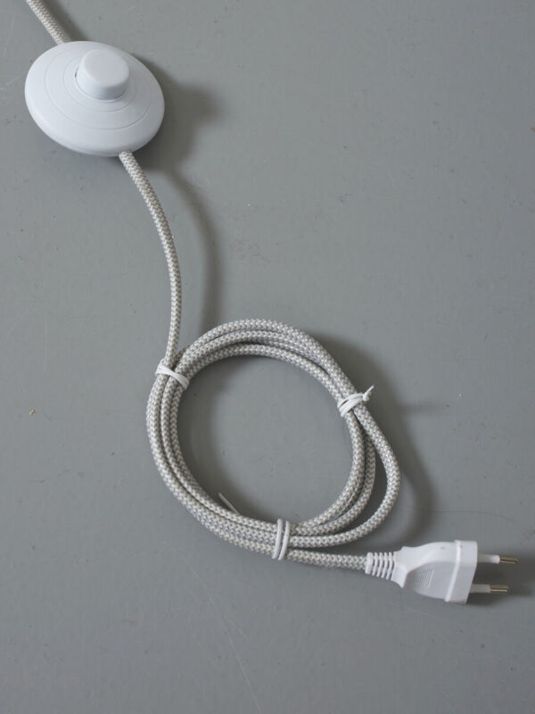Witte retro metalen vloerlamp It's About RoMi Havana - Image 7