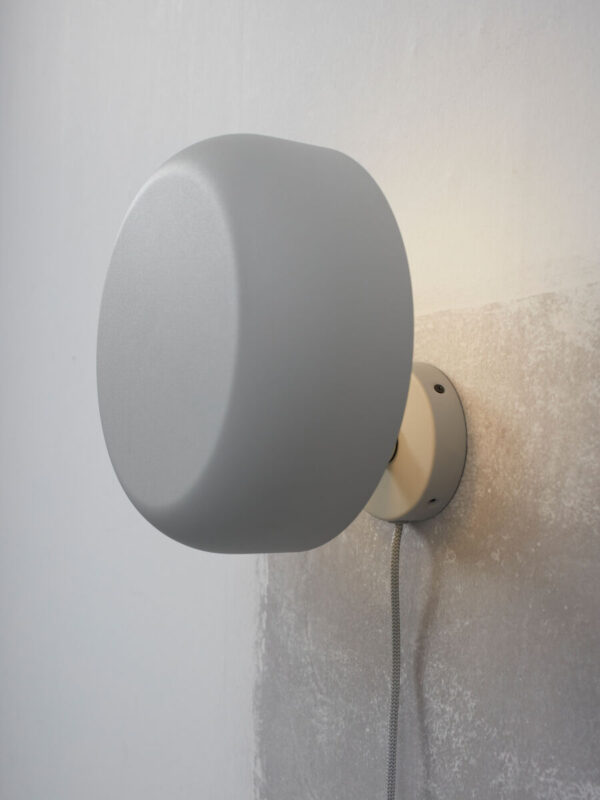 Grijze ronde retro wandlamp It's About RoMi Porto - Image 3