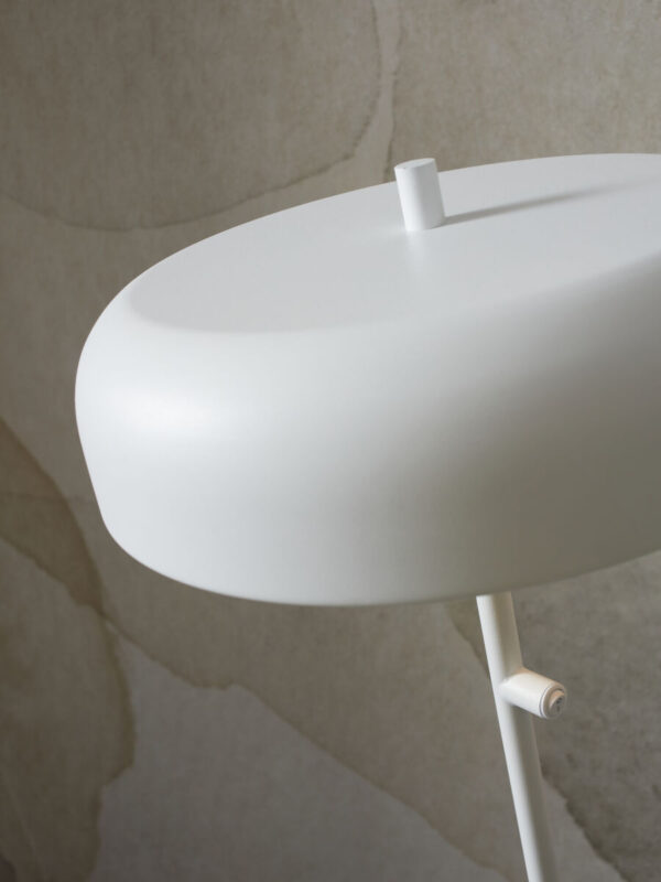 Wit-metalen ronde retro vloerlamp It's About RoMi Porto - Image 4