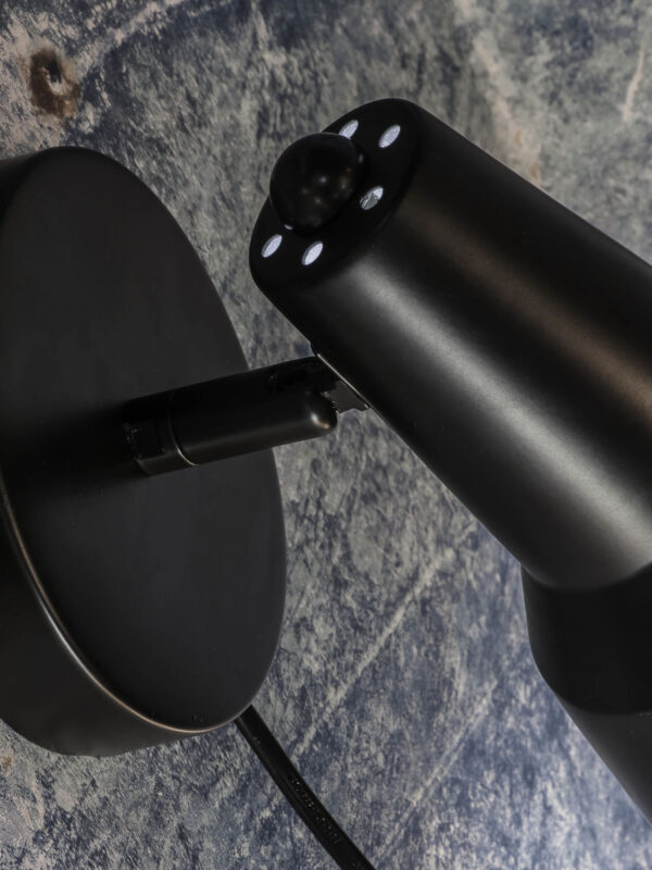 Retro metalen zwarte wandlamp It's About RoMi Valencia - Image 3
