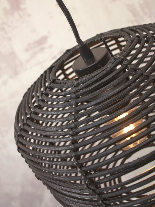 Zwarte rotan bamboe vloerlamp bohemien GOOD&MOJO Tanami - Image 3