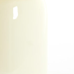 light&livingbijzettafelmancillakunststofglanscrème–55x32x51cm-1
