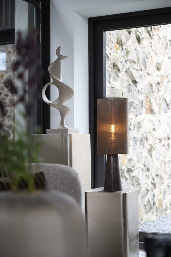 light&livingornamentlovinacvankunststoftaupe–19x16x47cm-1