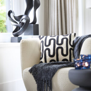 light&livingornamentzennavankunststofcrème–28x17x41,5cm-1