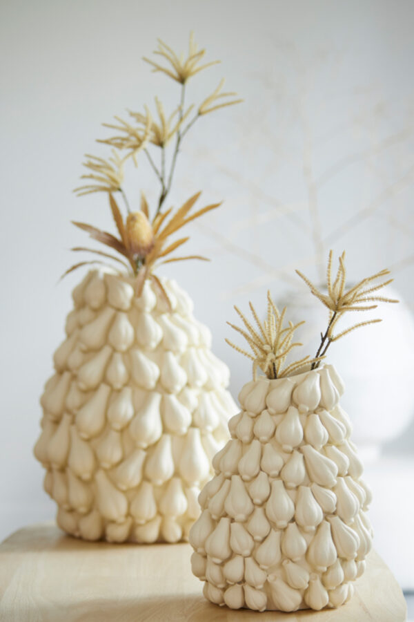 light&livingvaasgarlickunststofcrème–27x26,5x33cm-1