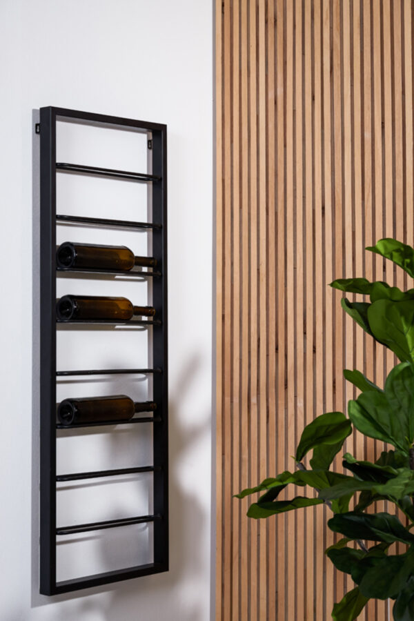 light&livingwijnrekmacabenvanmetaalzwart8flessen–42x6x120cm-1