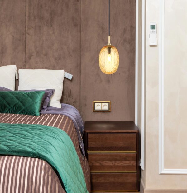 globo-hanglamp-devin-goud-glas-ø15cm-e14-15899h-1