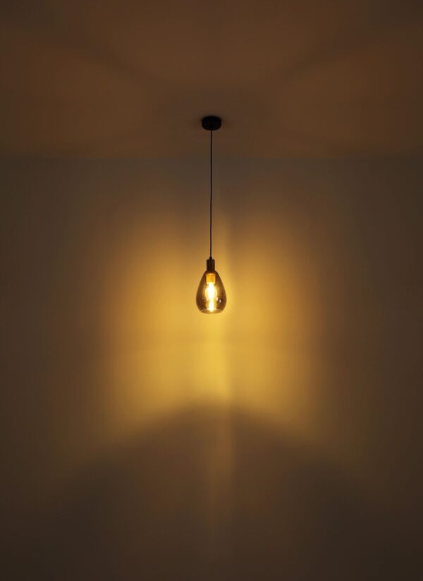 globo-hanglamp-fanni-zwart-glas-ø15cm-e27-15563h-1