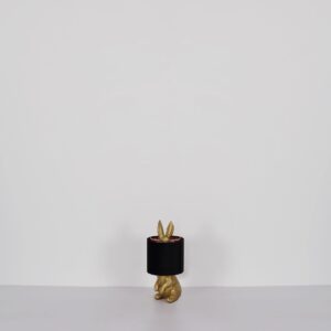 globo-tafellamp-rabbit-goud-kunststof-ø18cm-e27-21633g-1