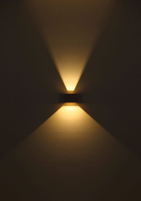 globo-wandlamp-alina-naturel-hout-led-15553w1w-1