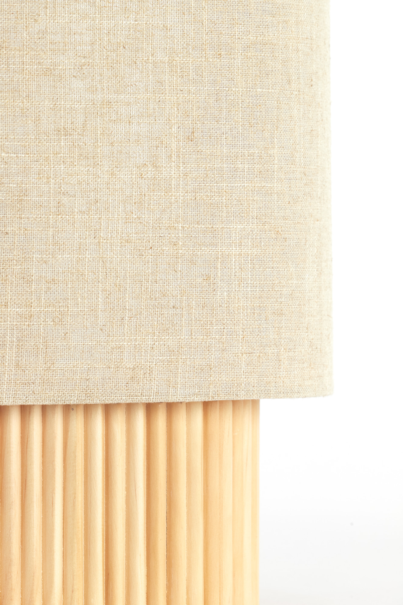 light&living-tafellamp-laslo-naturel-hout-nachtkastlamp-e27-1896684-1