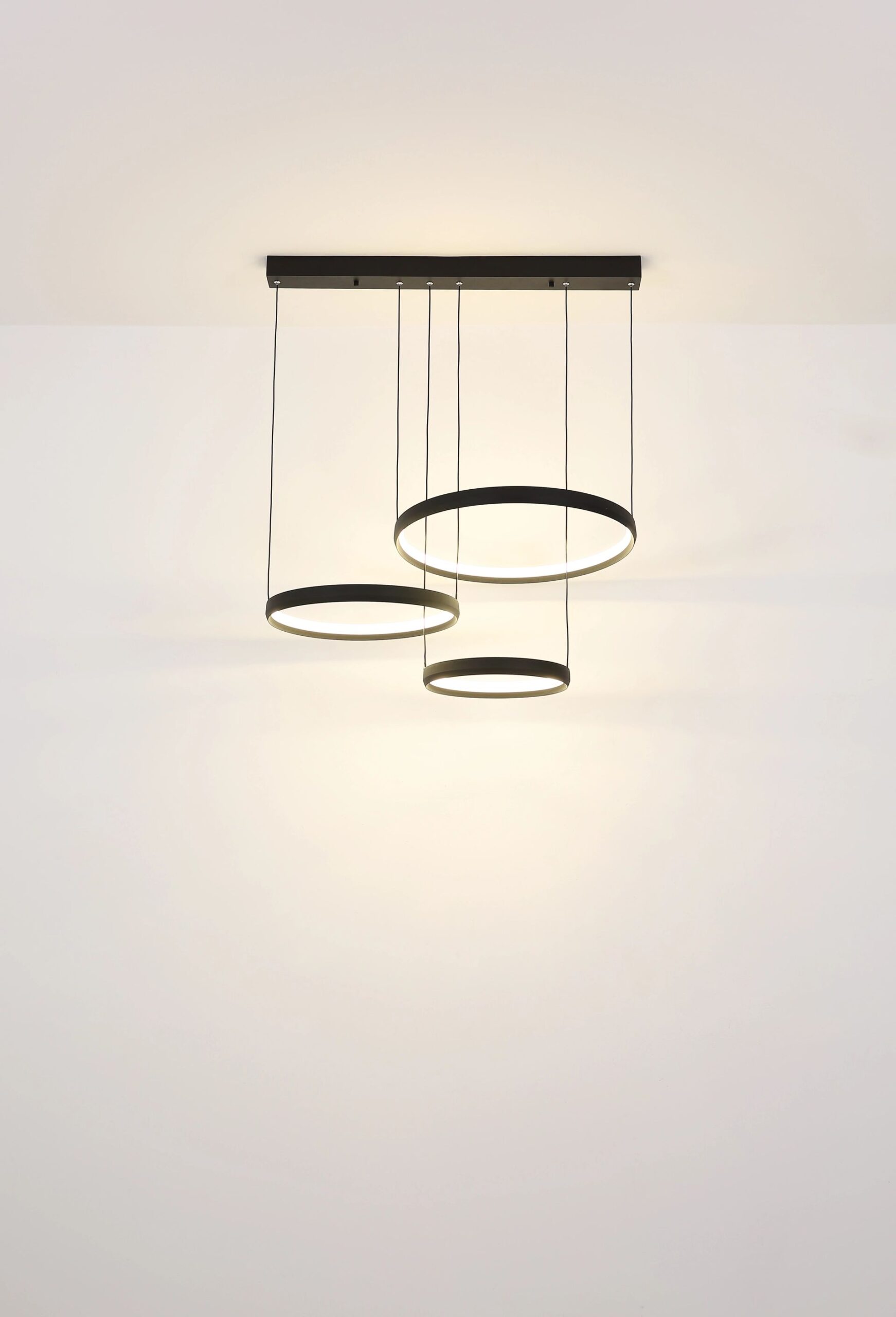 Matzwarte hanglamp met dimfunctie en ringen Briggs - Image 17