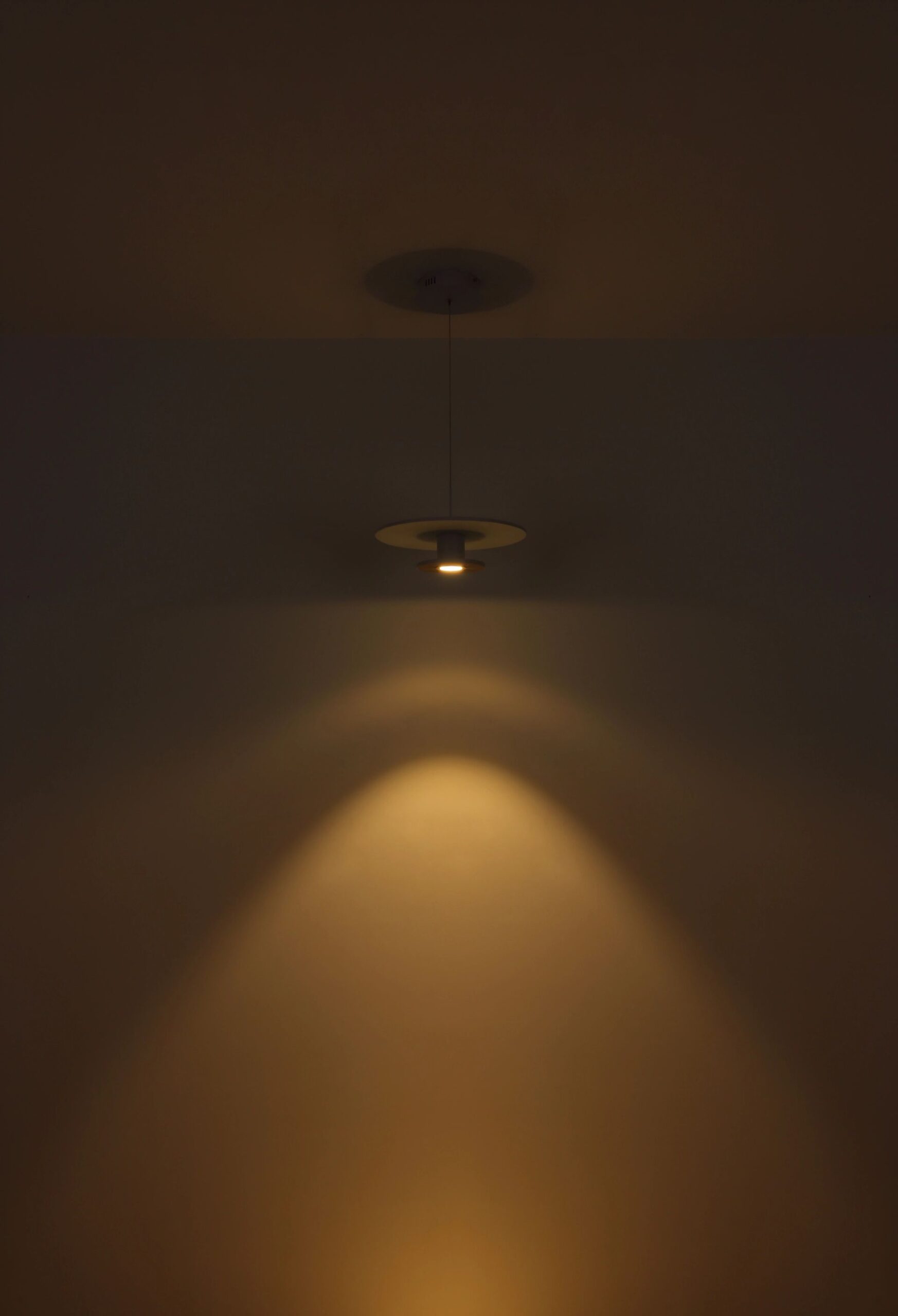 Moderne hanglamp met vilt en aluminium Carter - Image 7