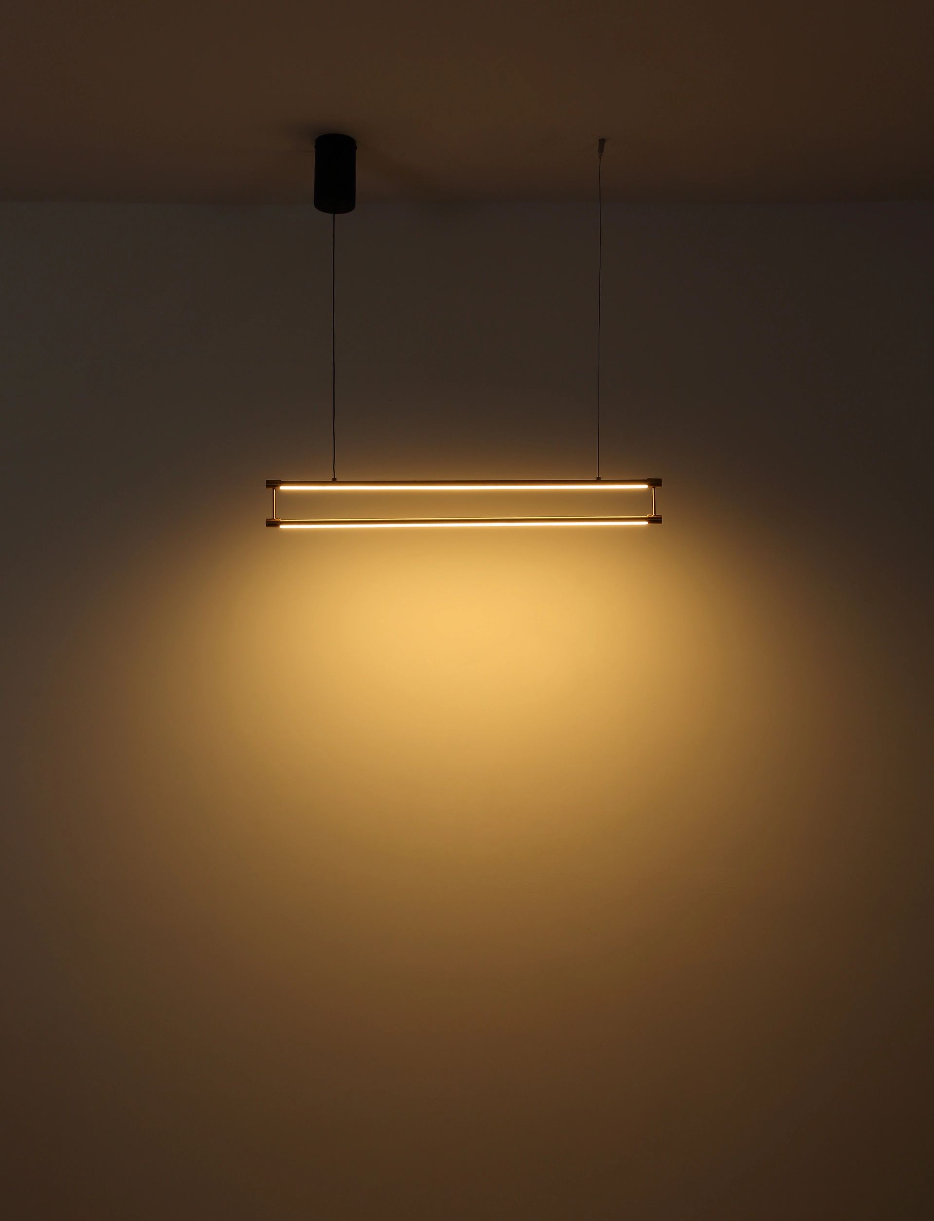 Moderne hanglamp zwart metaal elegant design Kayson - Image 4