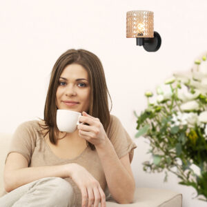 mexlite-wandlamp-ocre-amberkleurigzwart-glasmetaal-bedlampje-e14-4223zw-2