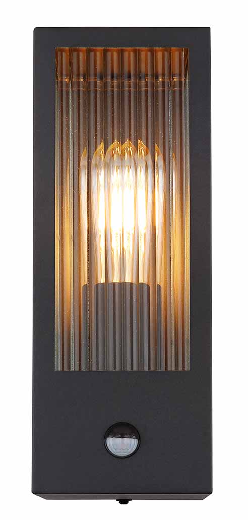 wandlamp-zwart-gundula-metaal-e27-31980s-globo-1